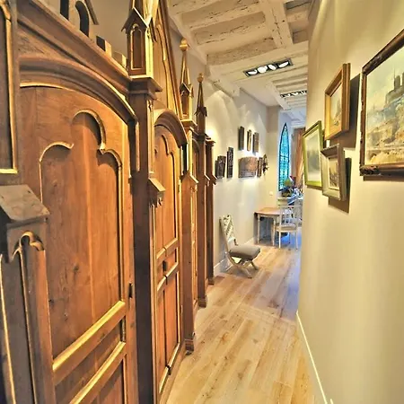 Charming Two Bedroom At Notre - Dame * Parigi