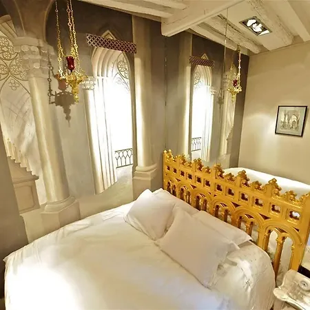 Charming Two Bedroom At Notre - Dame Paris